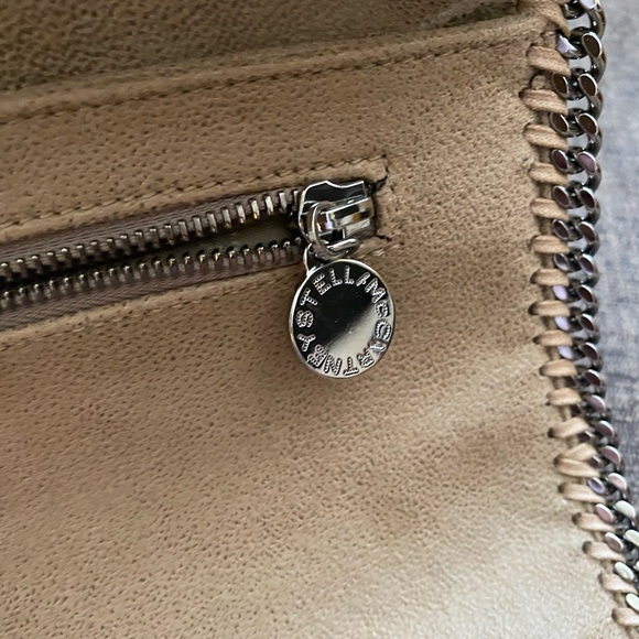 NEW Stella McCartney Falabella Tan Faux Leather Clutch!! - Picture 4 of 11